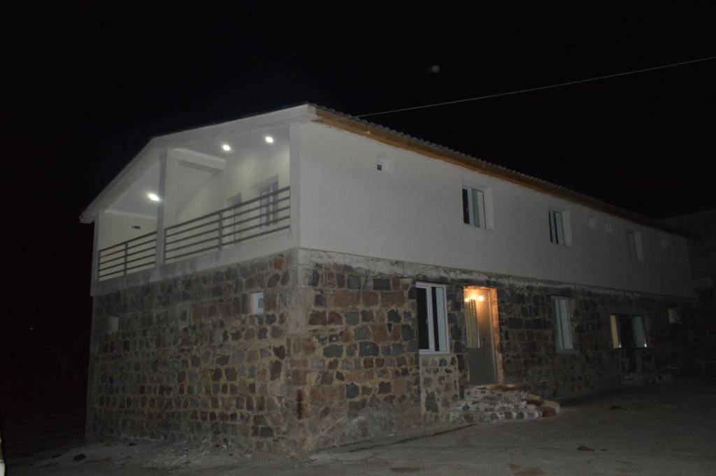 Guest House Qubi Stepantsminda Exterior photo