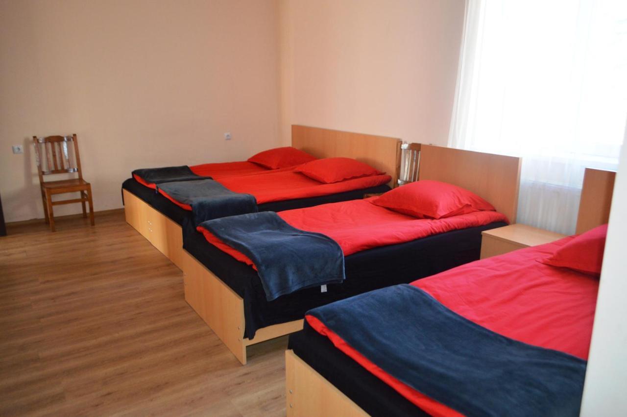Guest House Qubi Stepantsminda Exterior photo